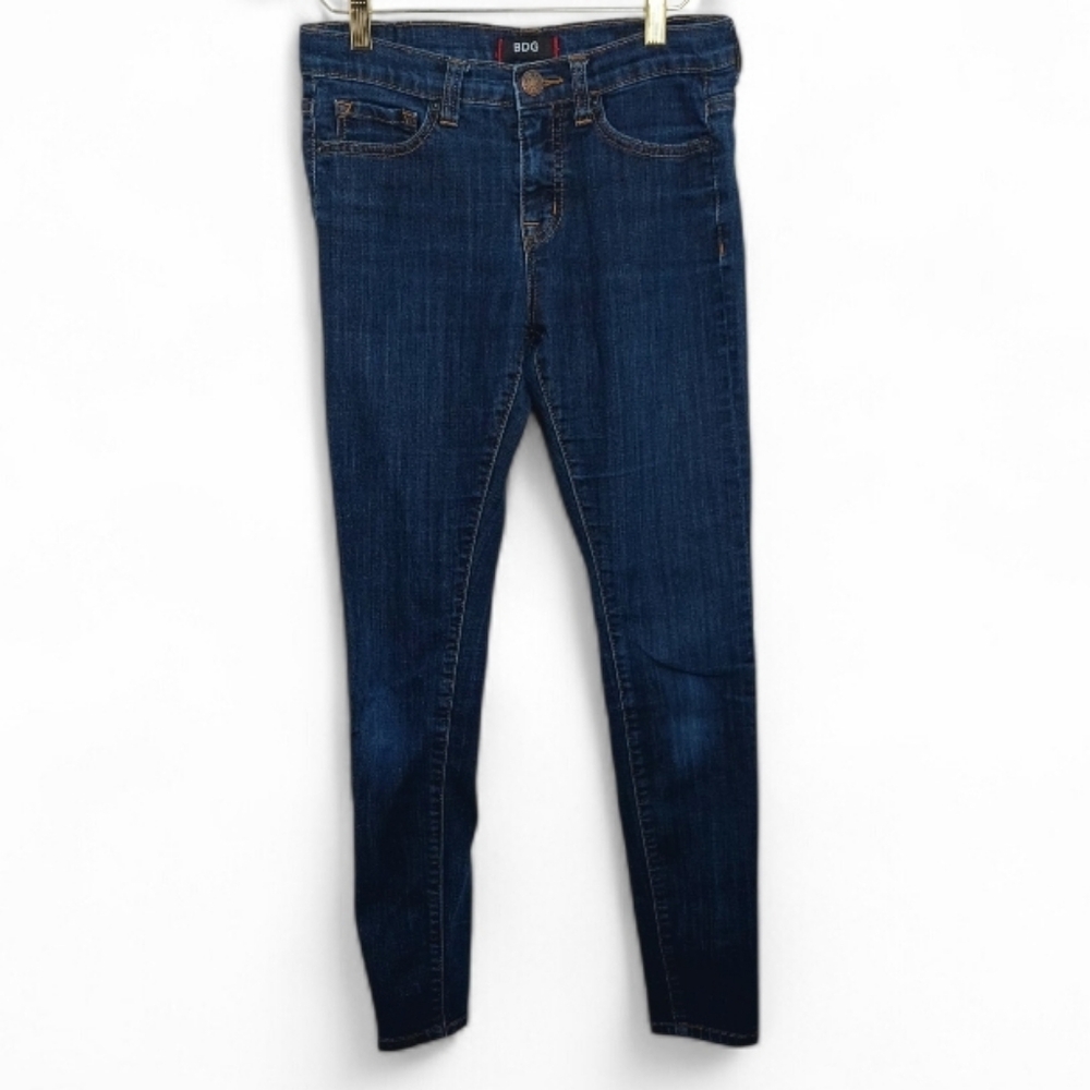 BDG Women's Size 27 Jeans Mid Rise Twig Ankle Dark Blue Wash